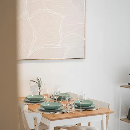 Zentrale Lage, Zwei Schlafzimmer, Waschmaschine Apartman Pforzheim