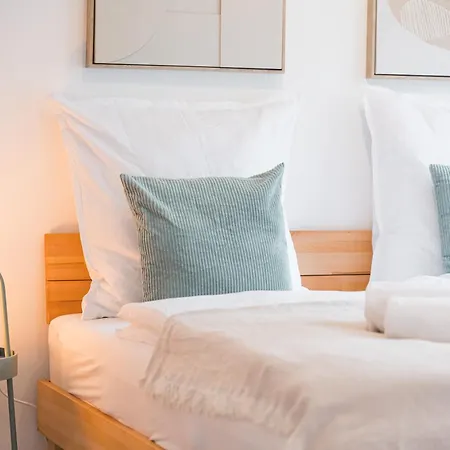 Zentrale Lage, Zwei Schlafzimmer, Waschmaschine Pforzheim