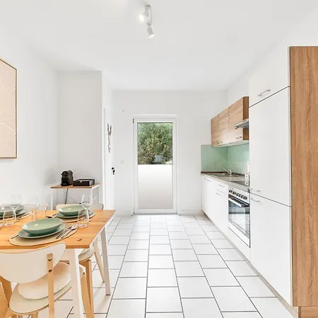 Zentrale Lage, Zwei Schlafzimmer, Waschmaschine Apartman