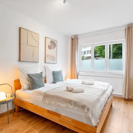 Zentrale Lage, Zwei Schlafzimmer, Waschmaschine Pforzheim